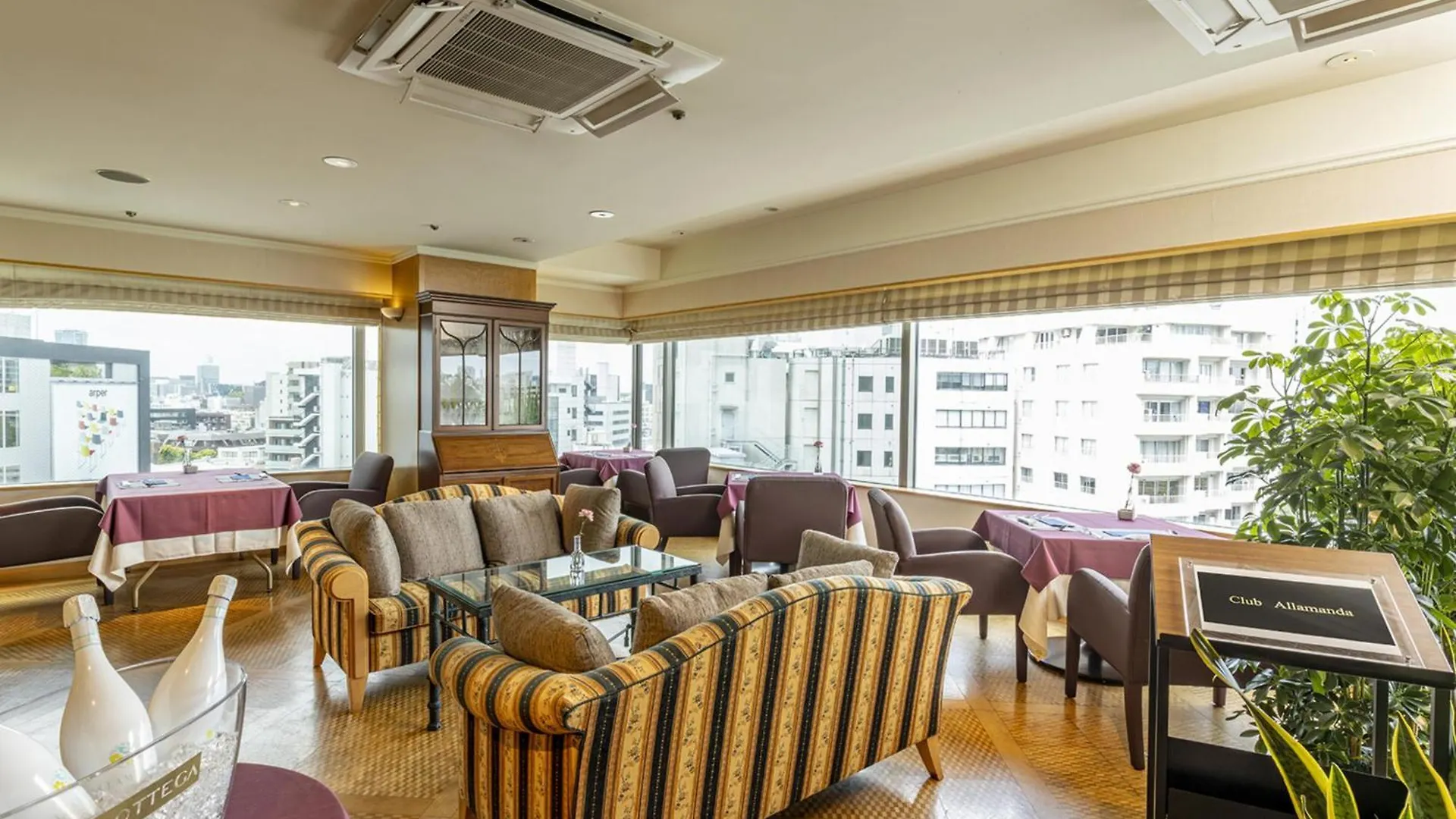 Hotel Allamanda Aoyama Tokyo 5*,  Japan